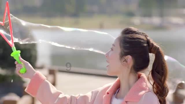 面对足总杯弱旅差点赢不了,曼联内忧外患挺严重